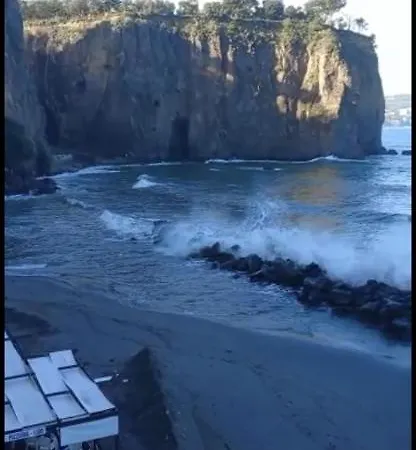 Stile Vietrese A Due Passi Dal Mare
