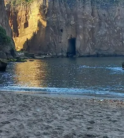 Stile Vietrese A Due Passi Dal Mare Nyaraló *